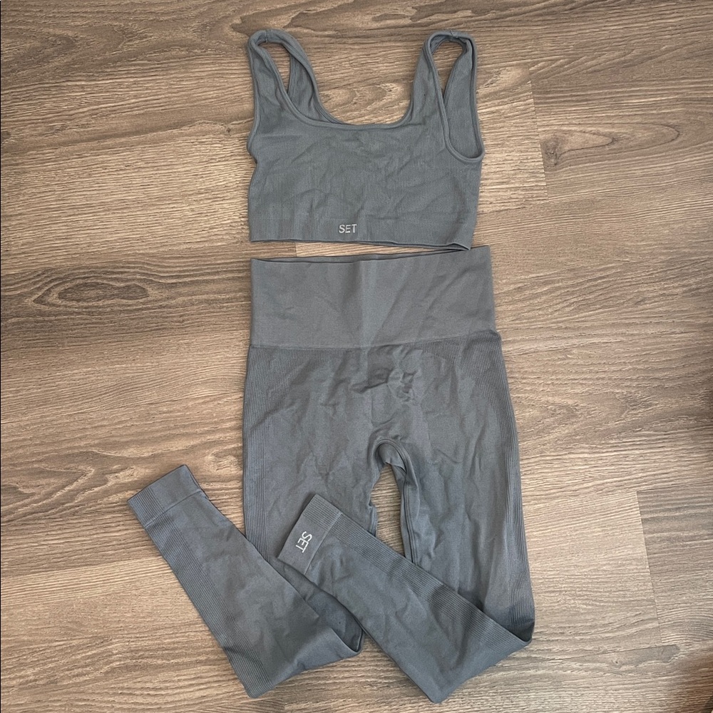 SET Active Ribbed Set